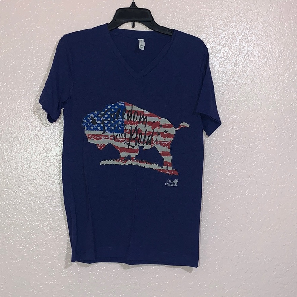Graphic tee